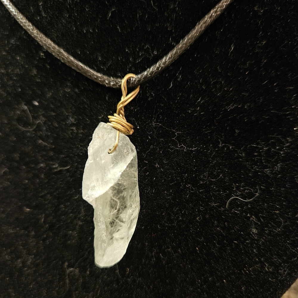 RAW Florite Pendant - Picture 2 of 3